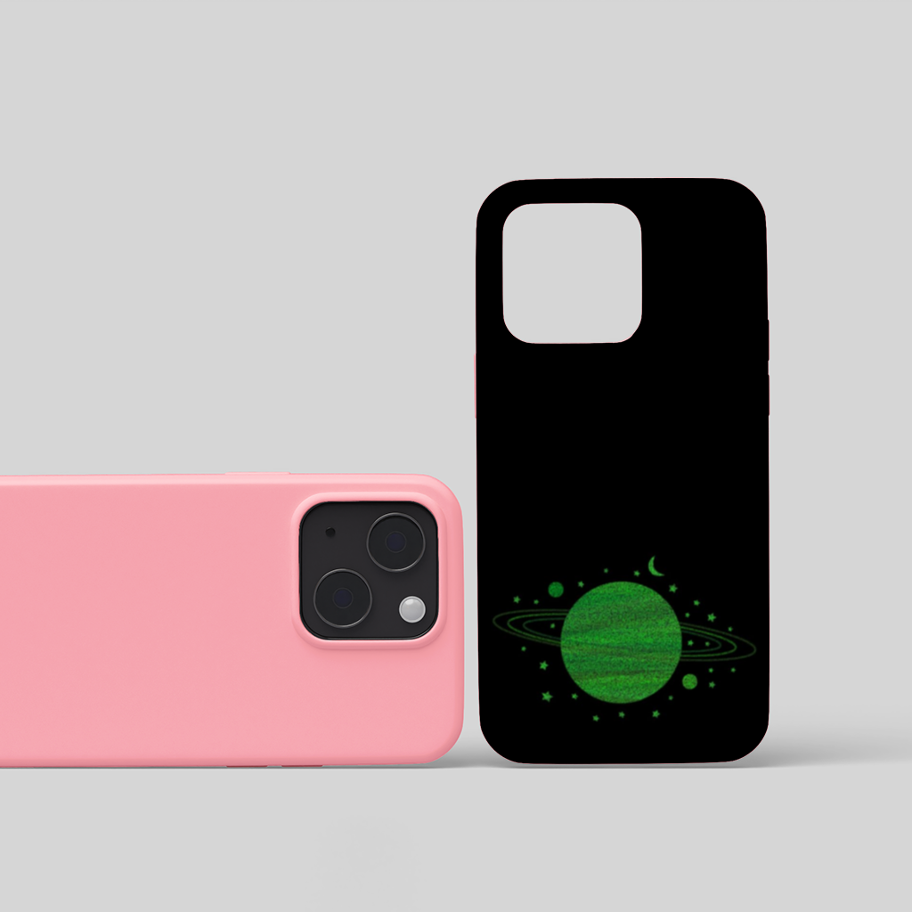Green planets on a black background. iPhone 15 Plus Case