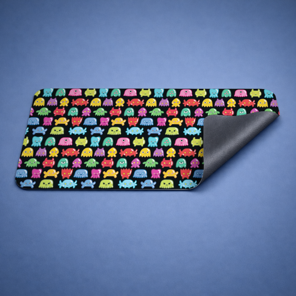 Renkli Sevimli Canavarlar Dikişsiz Desen Mouse Pad