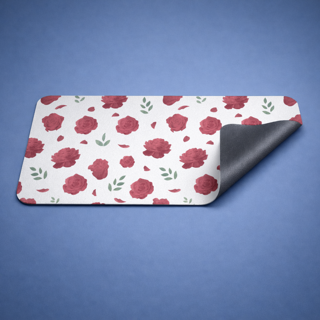 Kırmızı Gül ve Yaprak Desenli Romantik Arka Plan Mouse Pad