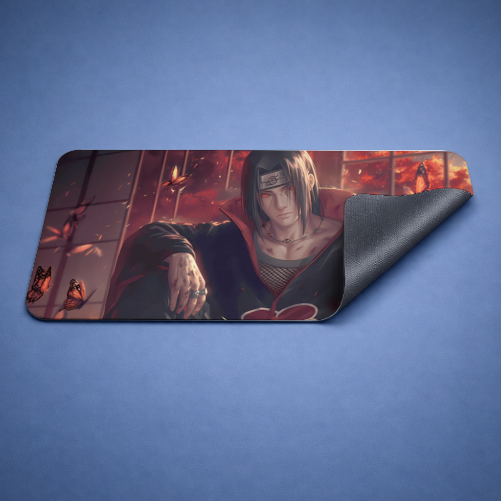 Itachi Uchiha Fedakarlığın Kızıl Gün Batımı Mouse Pad
