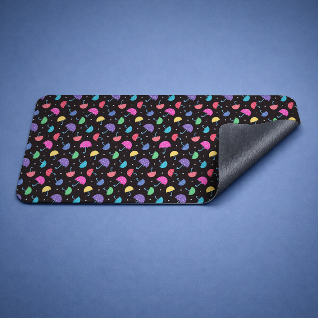 Renkli Kalpli Şemsiyeler Deseni Mouse Pad
