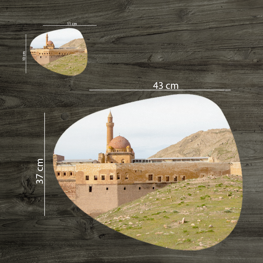 Ishak Pasha Palace Ottoman Heritage of Eastern Anatolia Charger Plate Set 12 Pieces