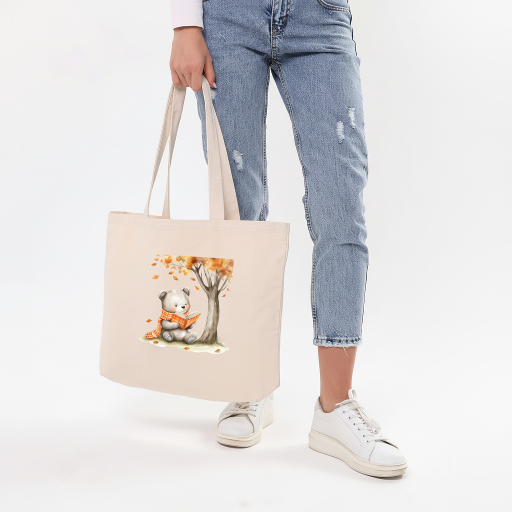 Kitap Okuyan Turuncu Atkılı Ayı Yatay Canvas Çanta