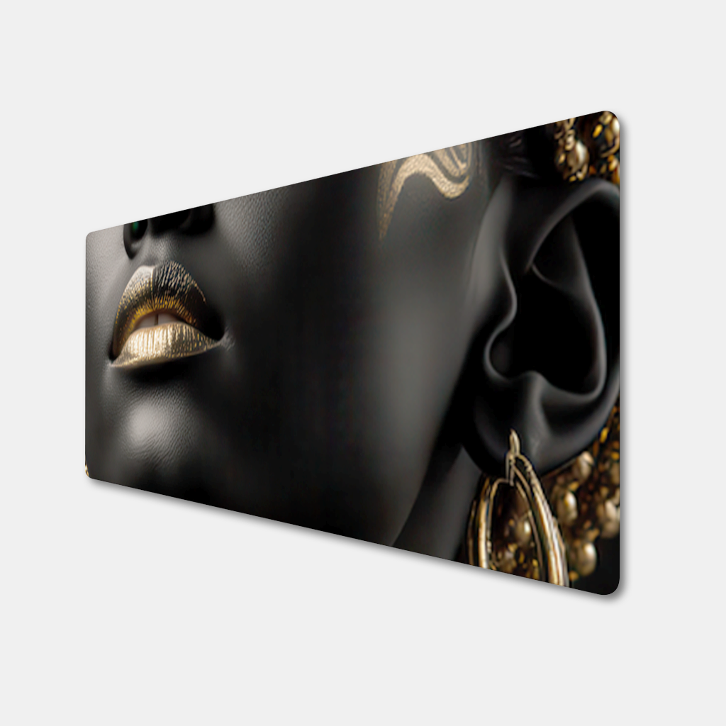 Siyah Altın Afrofütürist Kadın Mouse Pad