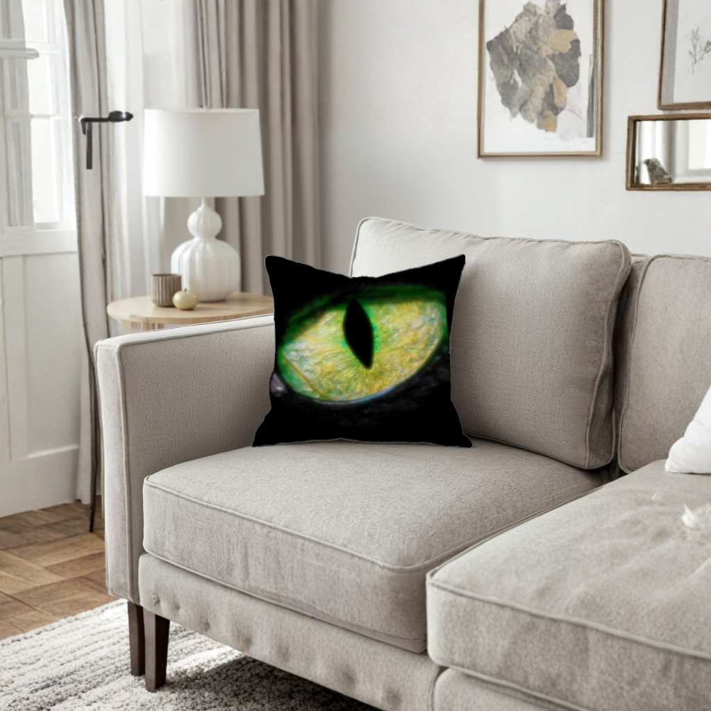 Phanter eye. Decorative pillow cover