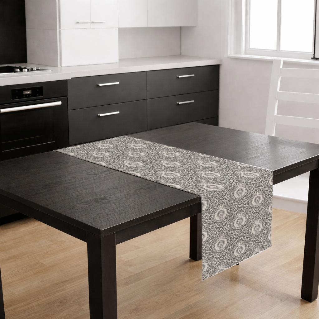 Klasik Vintage Damask Çiçekli Desen Masa Runner
