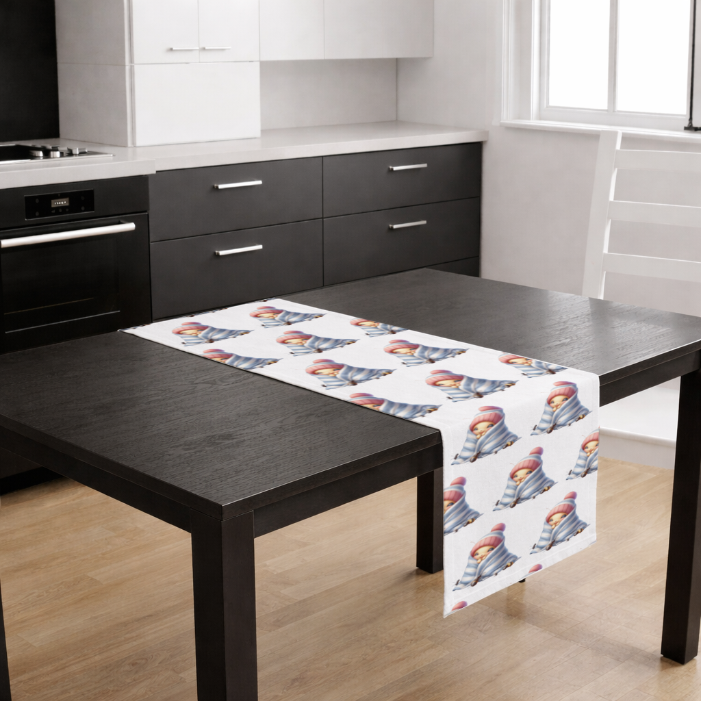 Battaniyeye Sarılı Pembe Bereli Arı Masa Runner